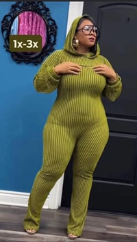 Plus size green hooded jumpsuit