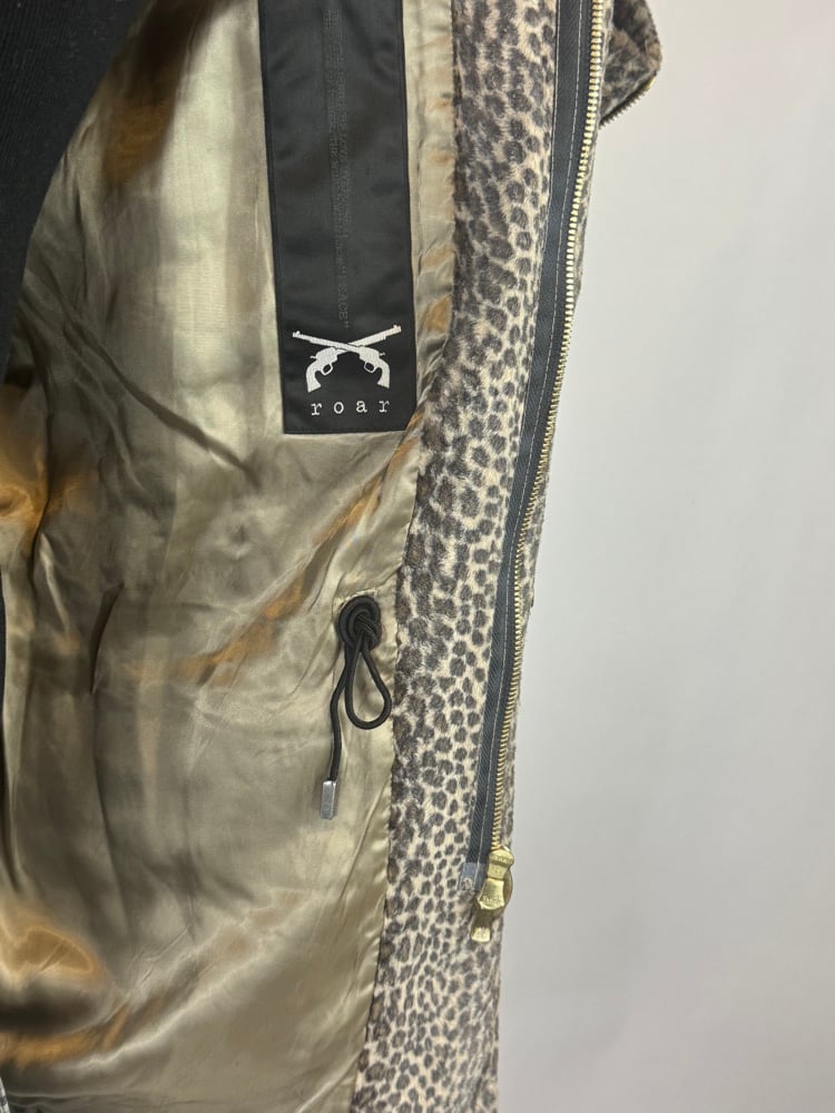 Image of Roar Short-Hair Leopard Jacket