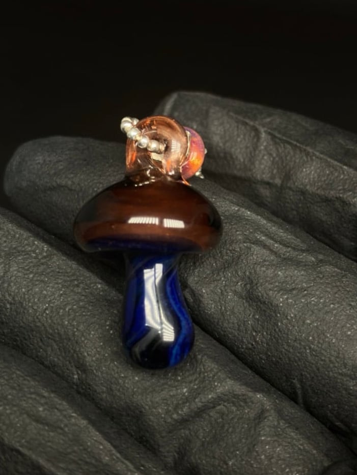 Luxury Fairy Keychain Image 5