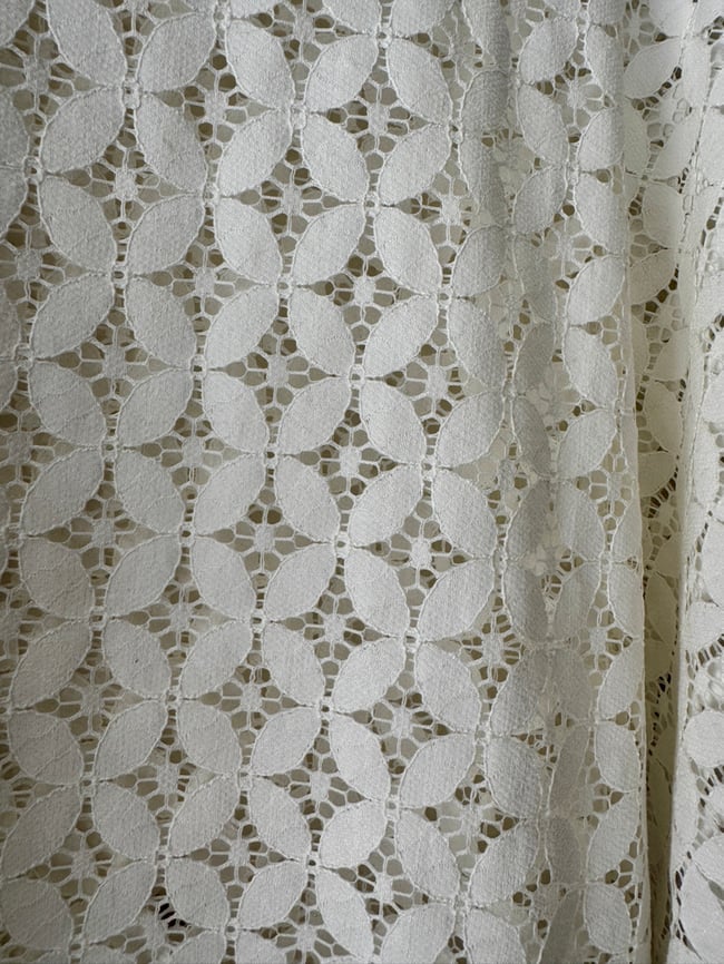 WHITE GUIPURE LACE KAFTAN