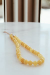 Image 1 of Colar Amarelo