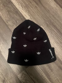 Adidas skully 