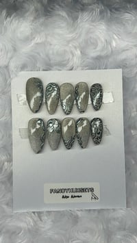 Image 2 of Princess Press On Nails 