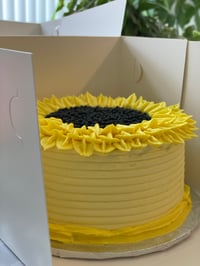 Image 5 of Cake (4 Layer)