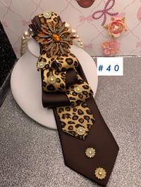 Image 15 of Classy Diva Tie Necklace