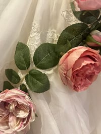 Image 15 of 1950s Floral Dream