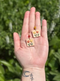 Image 1 of poppies