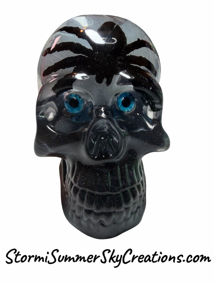 Image of XL Shaker Skull with Spider