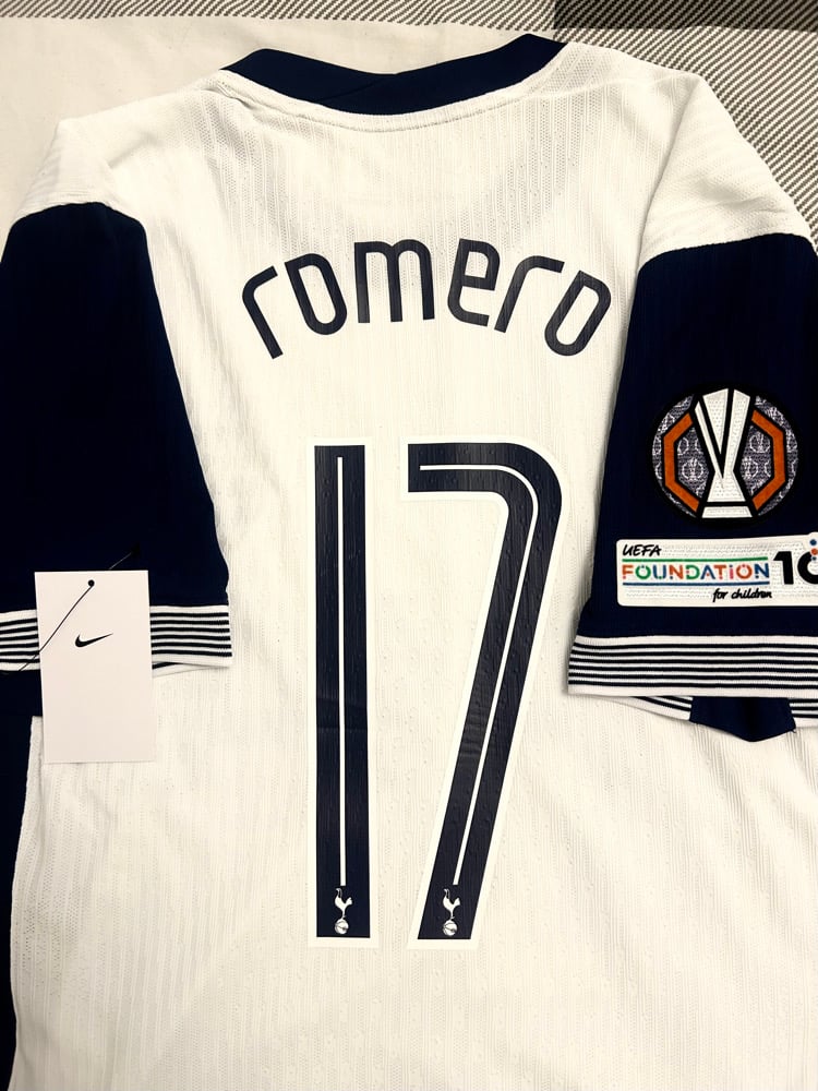 Image of PRE ORDER: Tottenham Hotspur “ROMERO 17” Vaporknit 2024/25 Home Europa Final Shirt  (L)