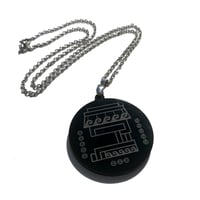Image 3 of calli / necklace / black