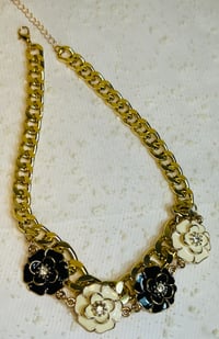 Image 7 of Flower & Rhinestone Chunky Gold Chain Necklace 