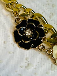 Image 8 of Flower & Rhinestone Chunky Gold Chain Necklace 