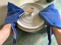 Image 4 of Pair of Fabric Pot Holders with Oven Mitt Pockets