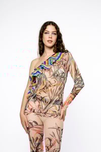 Image 1 of ONE SHOULDER T-SHIRT AMOR TROPICAL