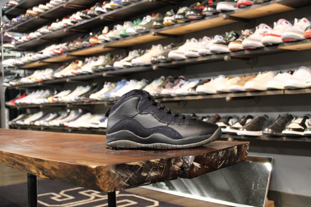 AIR JORDAN X (10) "BLACK/OVO"