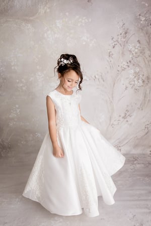 Image of Communion Portraits 2026 - March/April