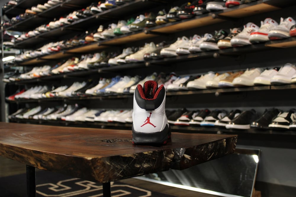 AIR JORDAN X (10) "CHICAGO" (2011)
