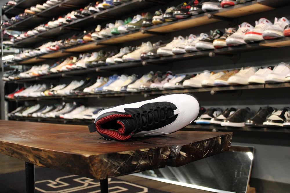 AIR JORDAN X (10) "CHICAGO" (2011)