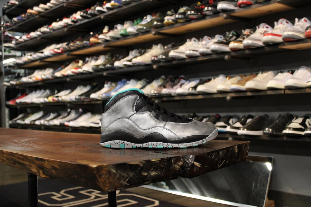AIR JORDAN X (10) "LADY LIBERTY"