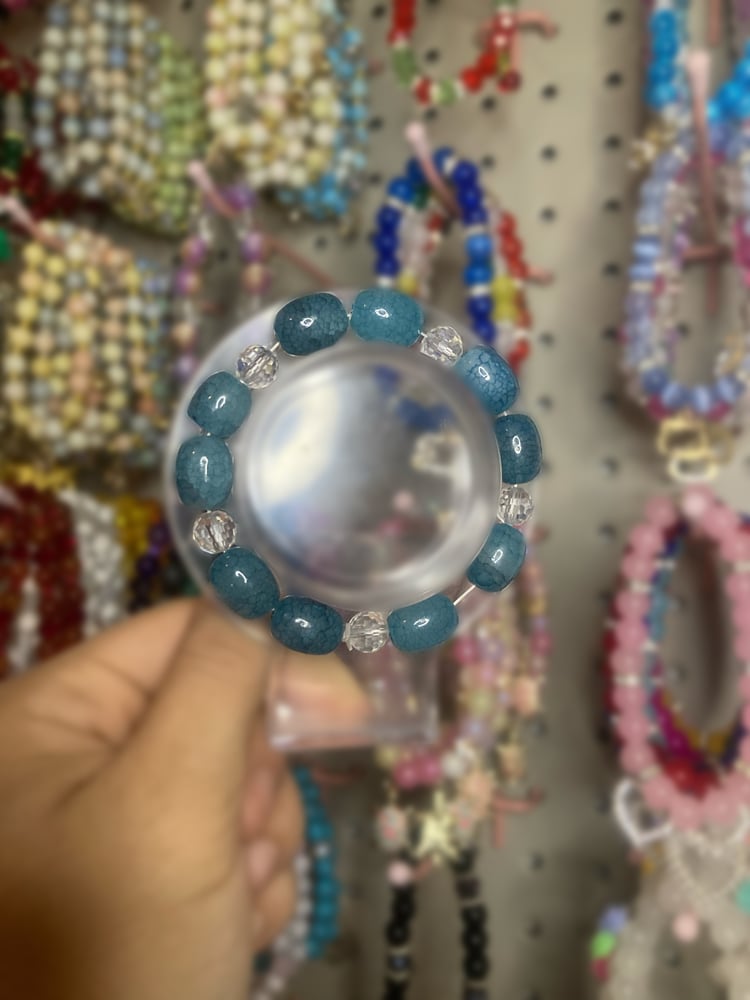 Image of Darker Blue Oval
