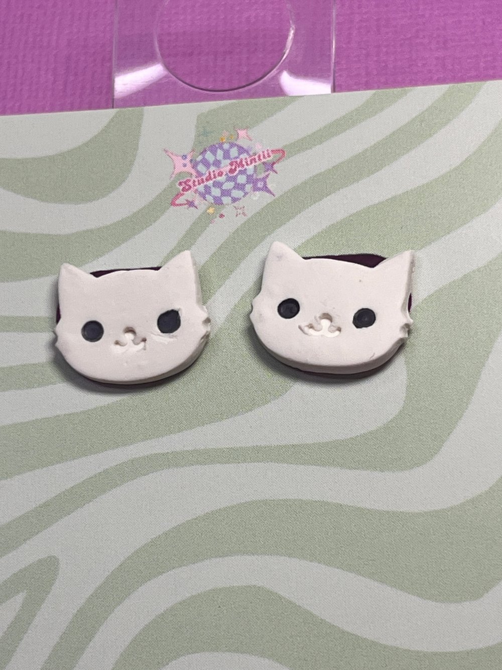 Image of Cat Studs