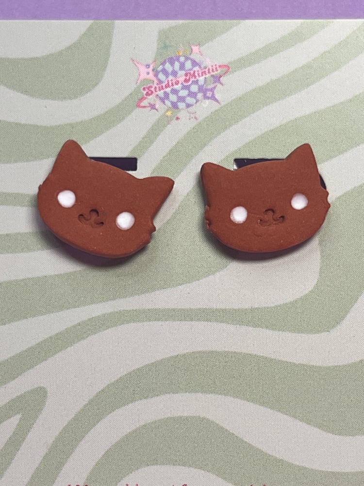 Image of Cat Studs
