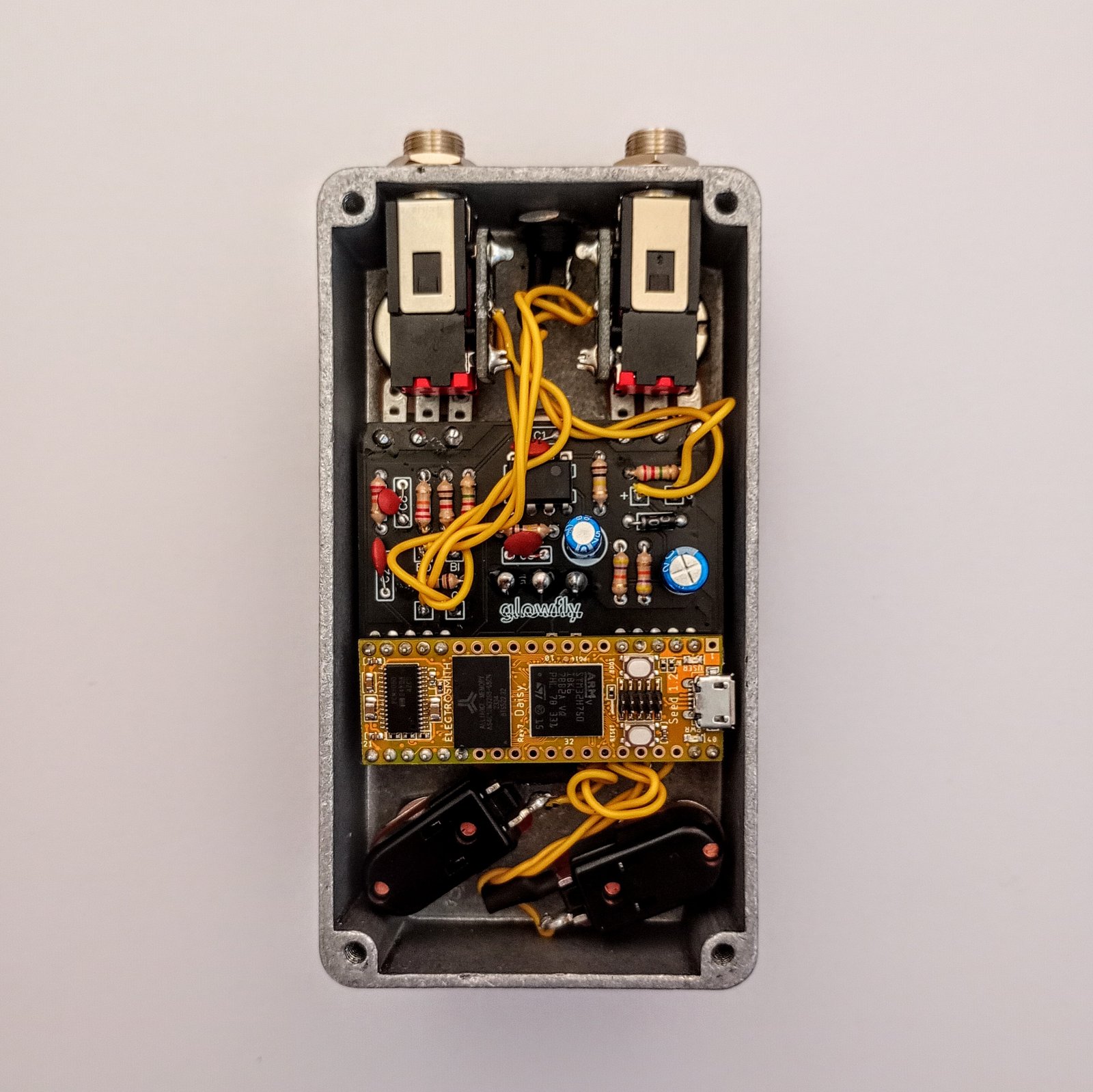 Flow Decoder - loop / stretch / pitch / dj / warp | glowfly