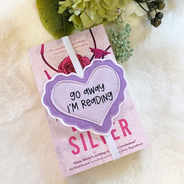 Image of Scalloped Heart Bookband ‘Go Away I’m Reading’