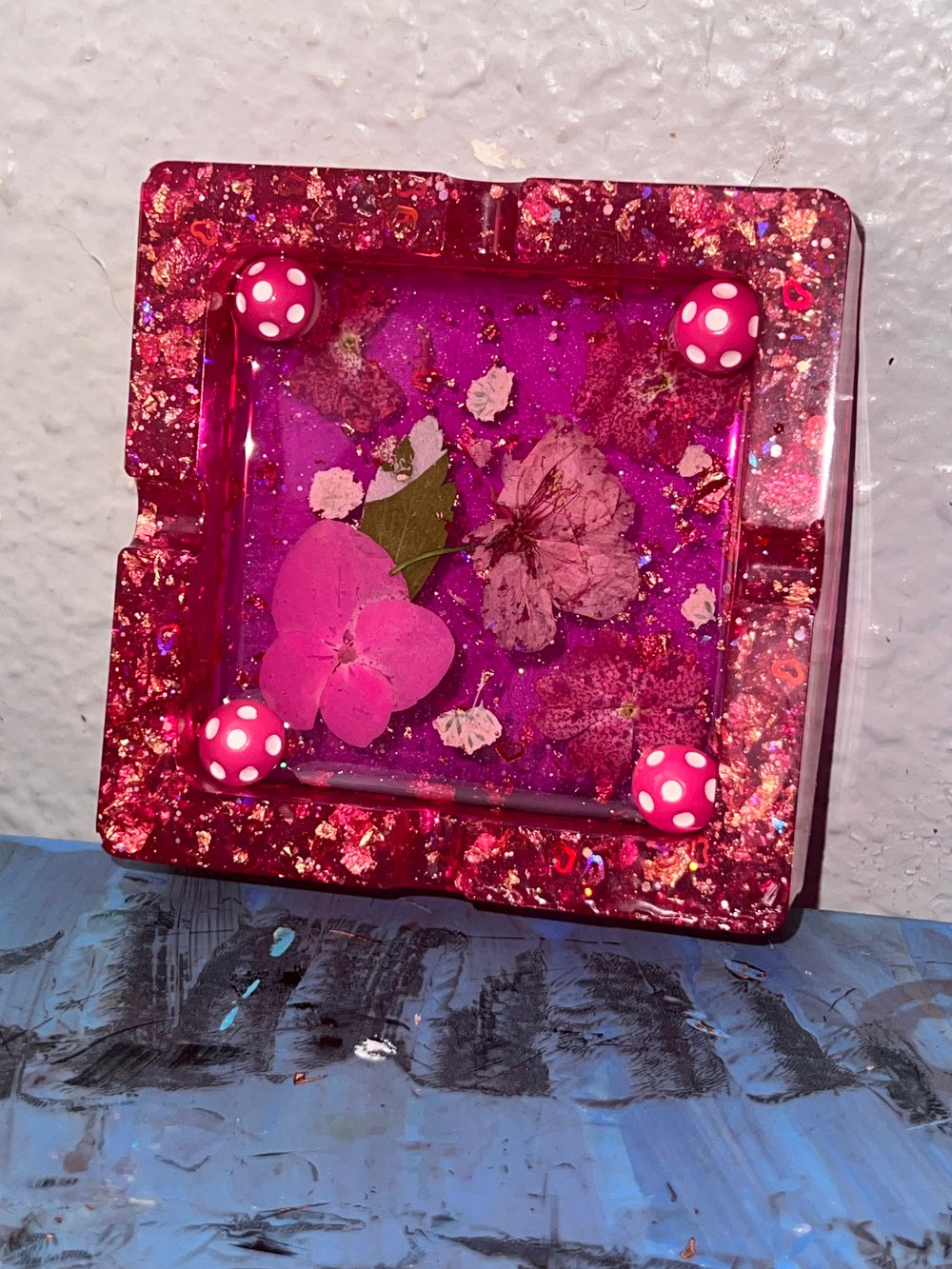 Image of Pink flower mushroom ashtray 