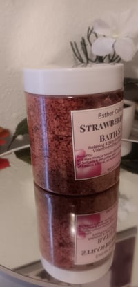 Image 4 of Strawberry Rose Bath Salt