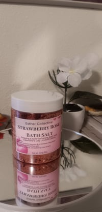 Image 1 of Strawberry Rose Bath Salt