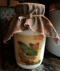 32oz Butterfly Candle