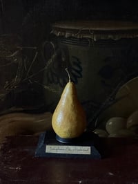 Poire en papier mâché « Joséphine de Malines »