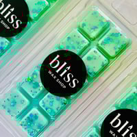 Image 1 of ROX RELAXED FEELING Wax Melt Clam Shell Snap Bar Home Fragrance