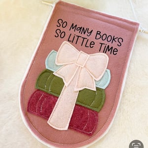 Image of ‘So Many Books So Little Time’ Banner