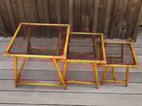 Image 4 of Tables gigognes en rotin et verre