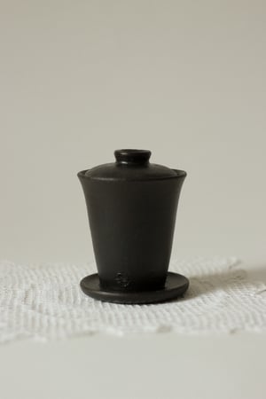 Image of gaiwan in black