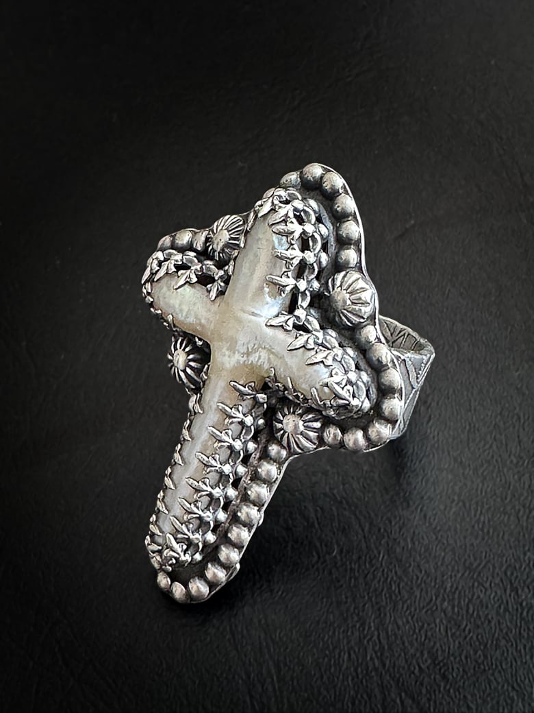 Image of Pearl Cross Ring