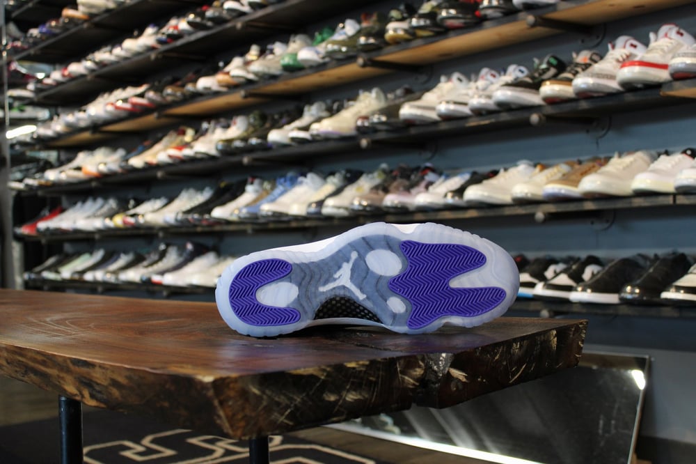 AIR JORDAN XI (11) "CONCORD" (2018)