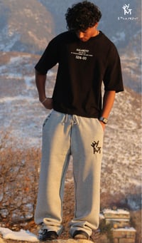 Image 4 of KONTRAST STITCH SWEATPANT