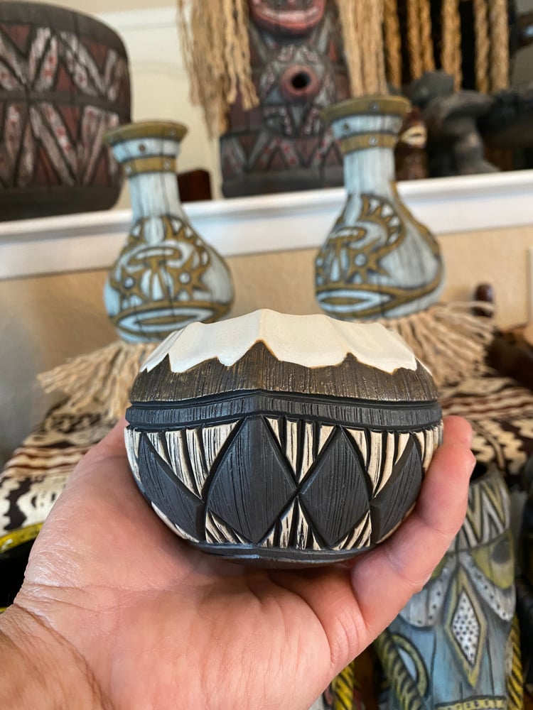 Image of 12oz Fijian Tapa Inspired Coconut Mug (m) - US Shipping Included 