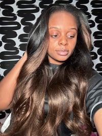 24 Inch Highlight V-Part Wig 