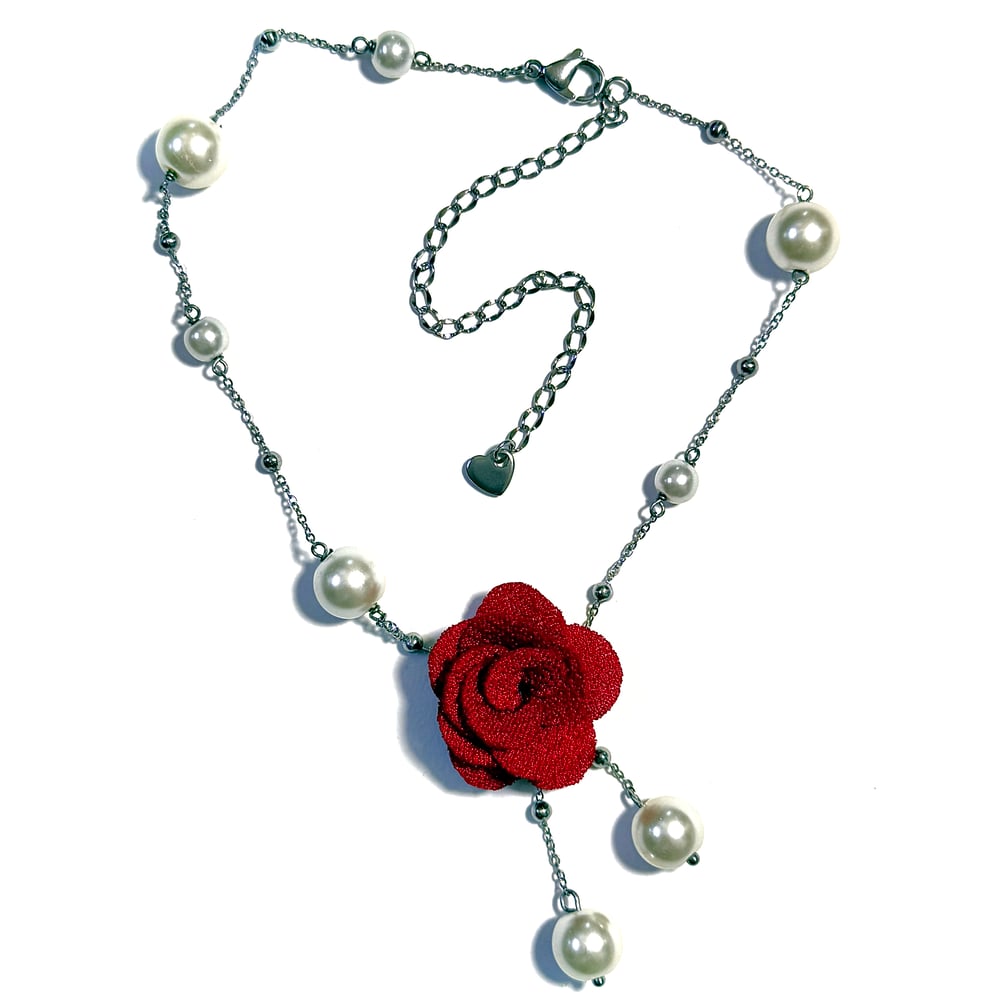 Image of Red Rose Necklace