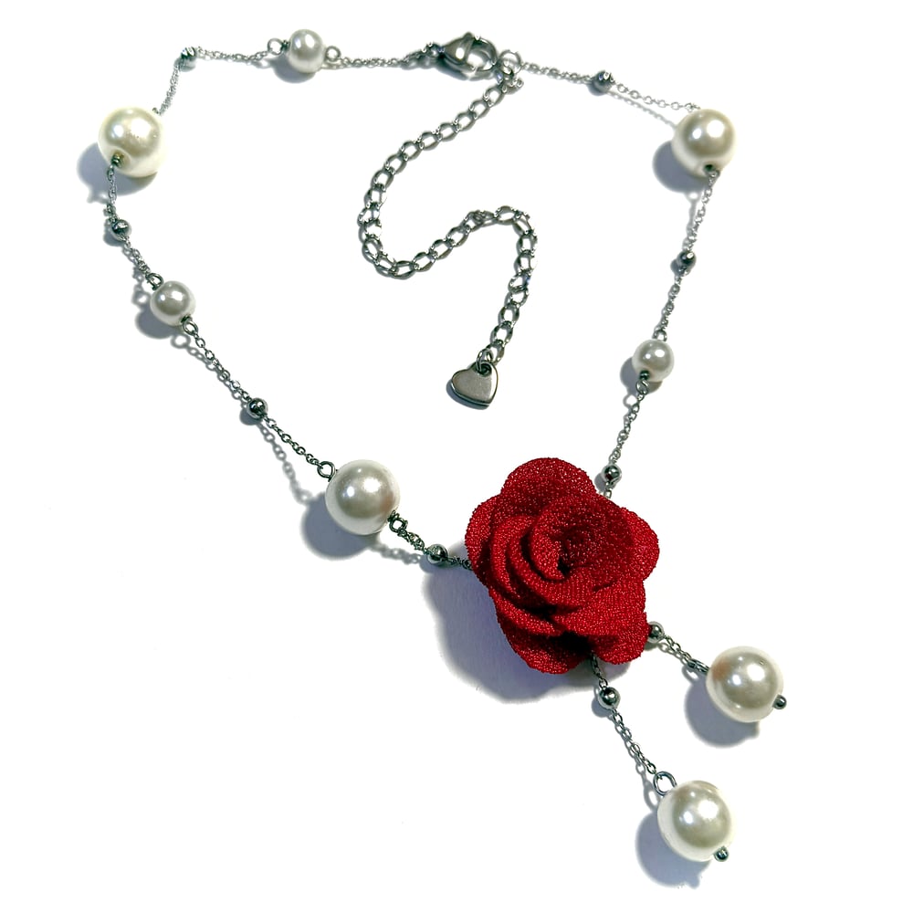 Image of Red Rose Necklace
