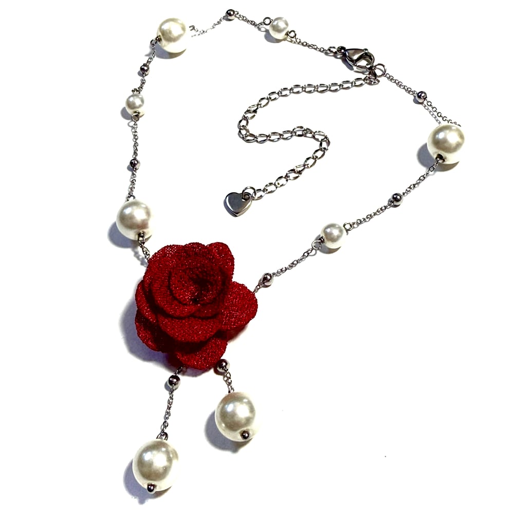 Image of Red Rose Necklace