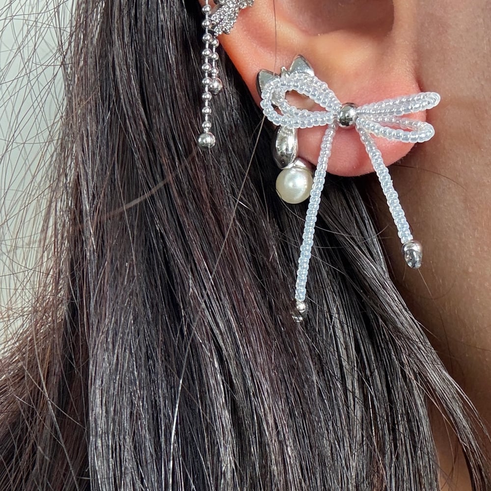 Image of Bijou Bow Earrings