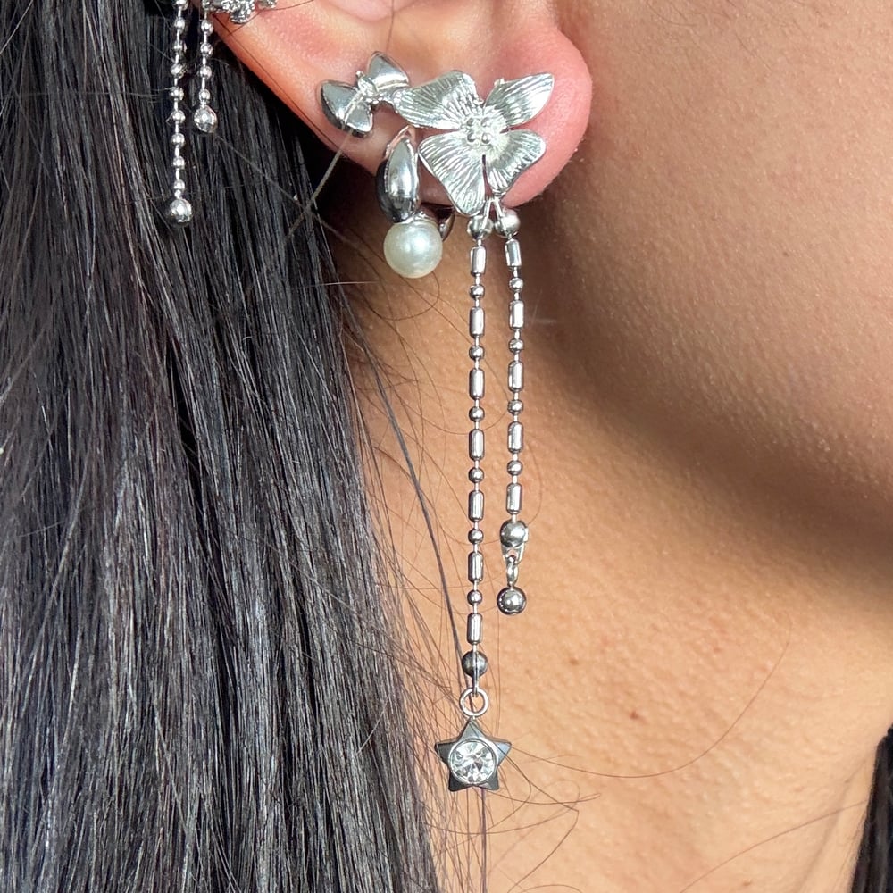 Image of Dogwood Earrings