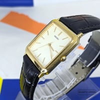 Image 2 of 2000 Seiko 'Tank' Quartz Gold Dress Watch (7N01-5180)