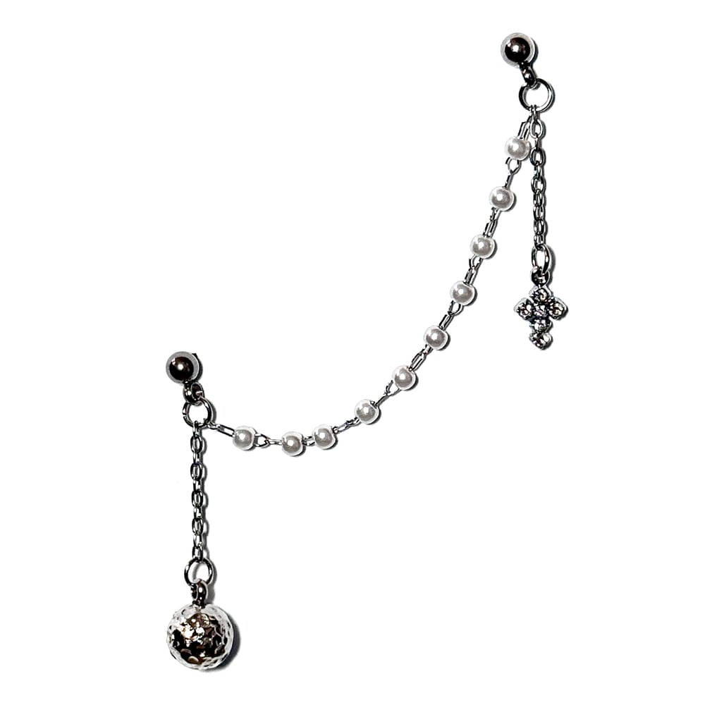Image of Silver Lining Ear Chain