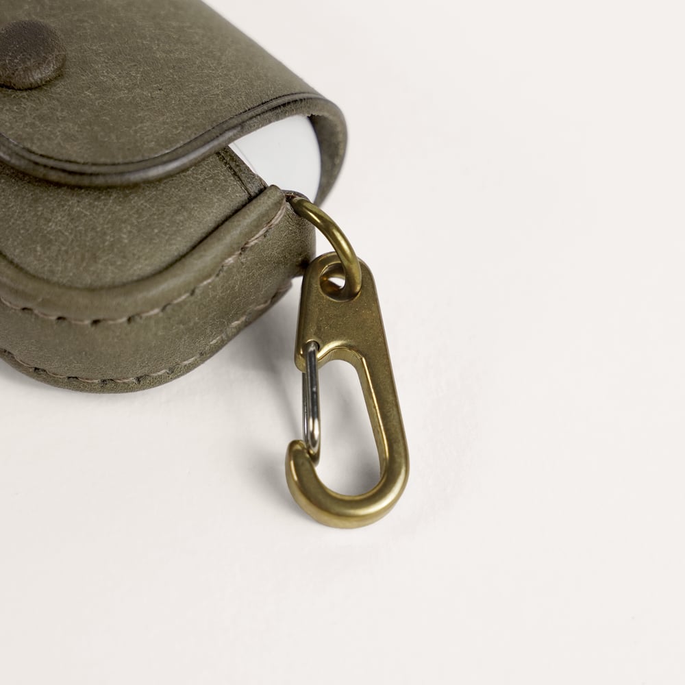 Image of AIRPODS CASE V2